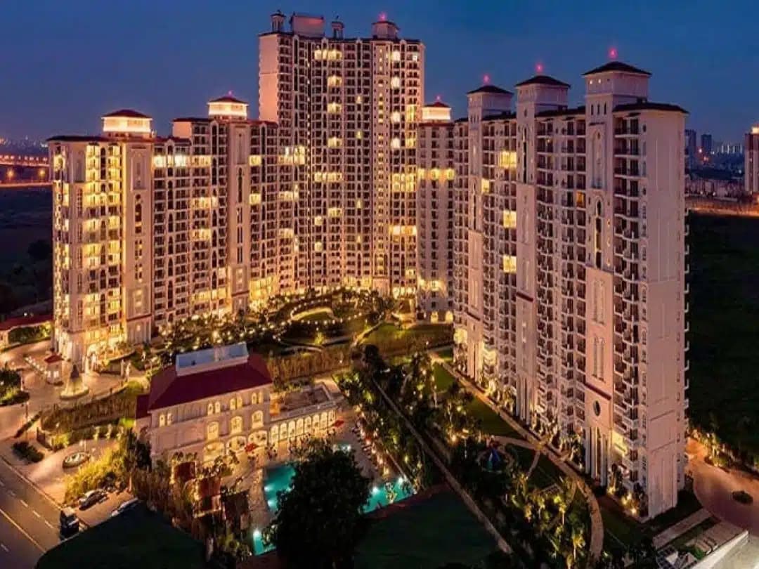 DLF Regal Gardens — photo 4